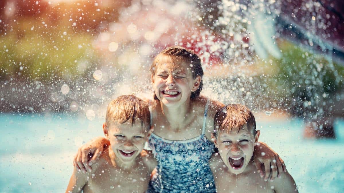 kids at waterpark