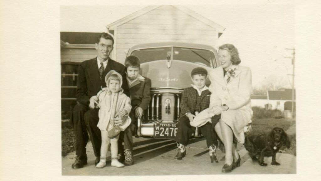 1940s family black and white