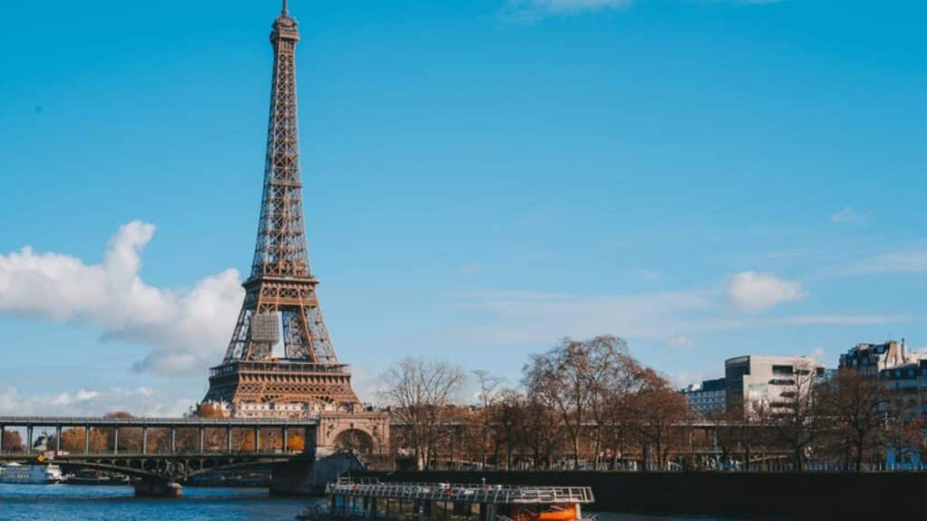 The Eiffel Tower - DP