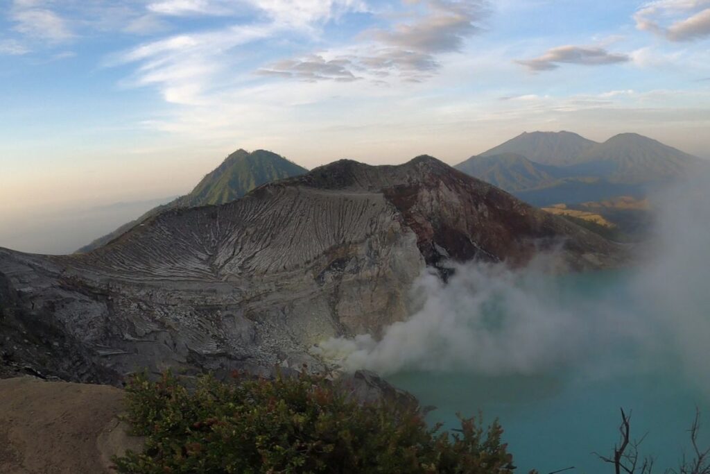 Mount Ijen Volcano: Sulphur Cloud