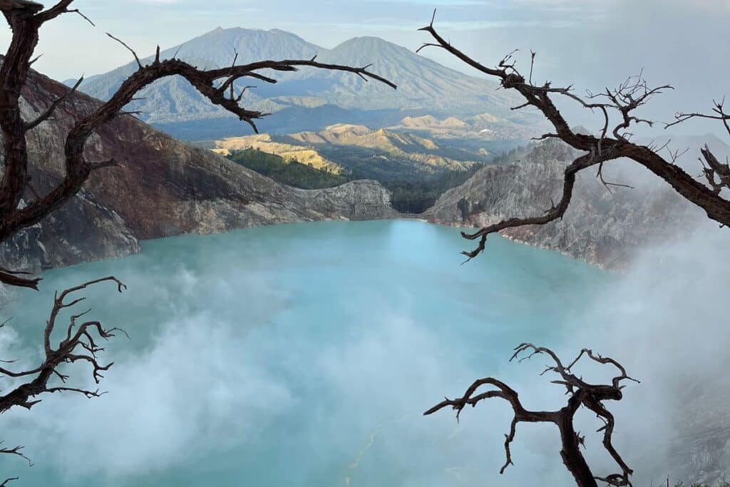 Mount Ijen Volcano: Sulphur Lake