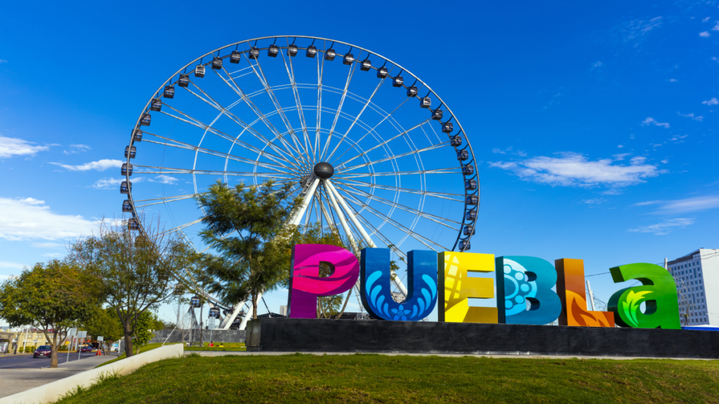 The ferris wheel in Puebla, Mexico